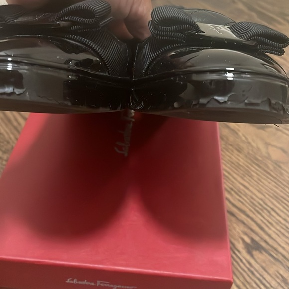Ferragamo Lady Q Quilted Ballet Flats - 8 - Picture 3 of 11